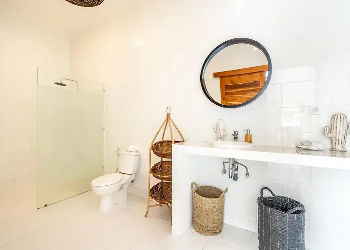 Primarosa - Charming 3br With Rooftop *